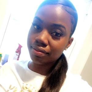 Meet your Posher, Briana